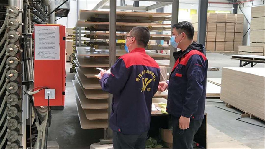 懷化市產(chǎn)商品質(zhì)量監(jiān)督檢驗所專家到湖南喬偉提供技術服務